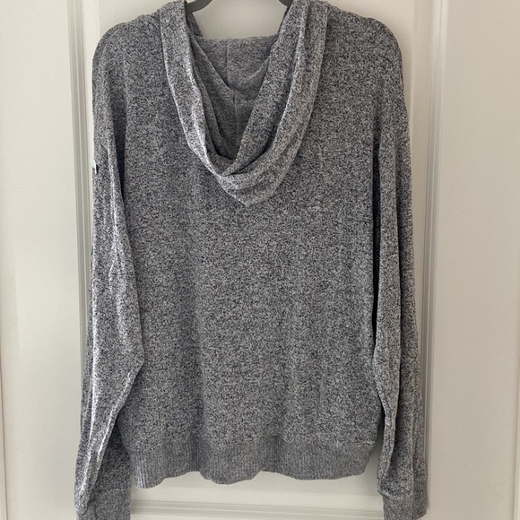 PINK grey hoodie - size L - Picture 5 of 6